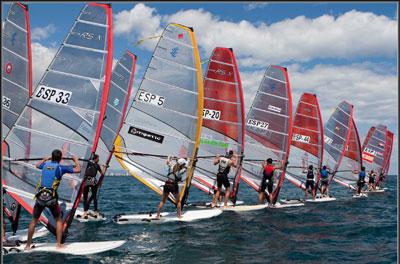 La Master Golden Series Valencia 2012 se inicia con una jornada espectacular y tres pruebas en RS:X 8.5 La Master Golden Series Valencia 2012 se inicia con una jornada espectacular y tres pruebas en RS:X 8.5