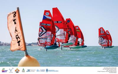 La Semana Olímpica Andaluza a punto de caramelo en la bahía de Cádiz La Semana Olímpica Andaluza a punto de caramelo en la bahía de Cádiz