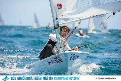 Leandro Rosado en Standard e Ian Jones en Radial nuevos líderes de la BDO Barcelona Laser Master Championship 2019 Leandro Rosado en Standard e Ian Jones en Radial nuevos líderes de la BDO Barcelona Laser Master Championship 2019