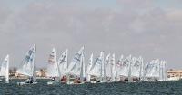 Los almerienses Fresneda lideran el Trofeo Armada de Snipe