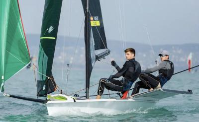 Los hermanos Wizner firman la primera victoria parcial española en el europeo de 49er Los hermanos Wizner firman la primera victoria parcial española en el europeo de 49er