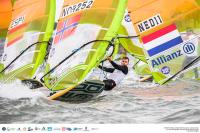 Los holandeses Kiran Badloe y Lilian De Geus llegan líderes a la jornada final tras el penúltimo asalto en la bahía gaditana