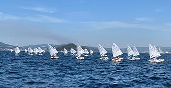 Los regatistas coruñeses dominan tras la 1ª jornada en la Regata Sostenible Real Club Mar Aguete Los regatistas coruñeses dominan tras la 1ª jornada en la Regata Sostenible Real Club Mar Aguete