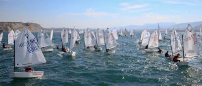 Los regatistas del Marítimo del Abra se llevan casi todos los triunfos del XXII Trofeo Artea- José Luis de Ugarte Los regatistas del Marítimo del Abra se llevan casi todos los triunfos del XXII Trofeo Artea- José Luis de Ugarte