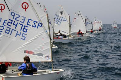 Los regatistas del RCMA-RSC siguen con su racha de triunfos en San Sebastián Los regatistas del RCMA-RSC siguen con su racha de triunfos en San Sebastián