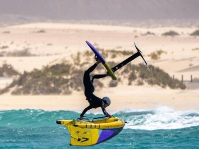 Los riders andaluces rozan el pleno en aguas de Sancti Petri en el Cpto de Andalucía y Copa de España de Wingfoil Los riders andaluces rozan el pleno en aguas de Sancti Petri en el Cpto de Andalucía y Copa de España de Wingfoil
