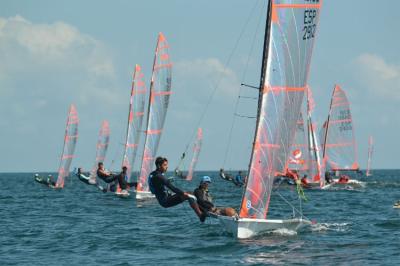 Los valencianos ‘Quicorras’ Urios y Filippo Binetti se colocan líderes en la Copa de España 29er Los valencianos ‘Quicorras’ Urios y Filippo Binetti se colocan líderes en la Copa de España 29er