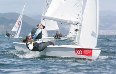 Martín Bermúdez y la olímpica Pumariega no ceden después de una larga segunda jornada en el Europeo Sur-Gran Premio Xacobeo 21-22 de Snipe Martín Bermúdez y la olímpica Pumariega no ceden después de una larga segunda jornada en el Europeo Sur-Gran Premio Xacobeo 21-22 de Snipe