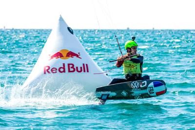 Mazella certifica su apabullante triunfo en las Formula Kite Spain Series en Mallorca