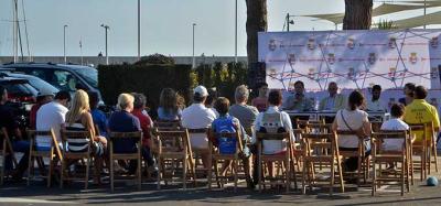 Mesa Redonda sobre el paso de los regatistas infantiles hacia el Europe Mesa Redonda sobre el paso de los regatistas infantiles hacia el Europe