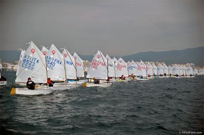 Mesquida y Andréa ganan en sus respectivos grupos en el Palamós Optimist Trophy