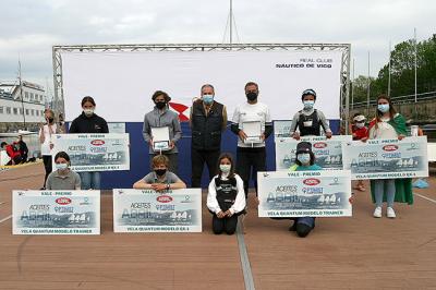 Miguel Rodríguez, del Marítimo de Canido, y Natalia Domínguez, del Náutico de Sanxenxo, los mejores en el VII Trofeo Aceites Abril de Optimist