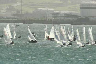 Mowgli de Fran Palacio y Cristina Osset/Pablo Diaz se lleva el 8 Gran premio Gijon de snipe Mowgli de Fran Palacio y Cristina Osset/Pablo Diaz se lleva el 8 Gran premio Gijon de snipe
