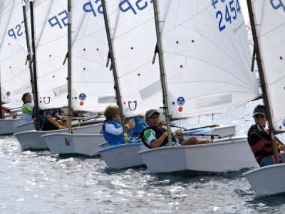 Málaga. Arranca la temporada de Optimist con la participación de casi 100 regatistas Málaga. Arranca la temporada de Optimist con la participación de casi 100 regatistas