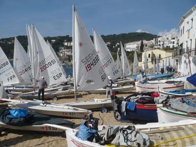 Más de 100 laseristas en la Euro Laser Masters de Calella de Palafrugell Más de 100 laseristas en la Euro Laser Masters de Calella de Palafrugell