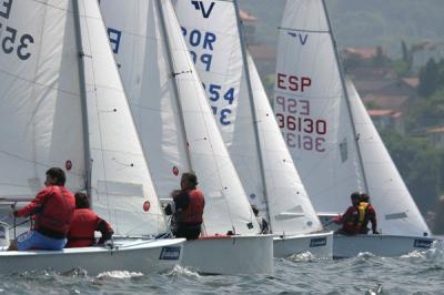 Nacho Campos y Nuria Búa ratificaron su buen momento ganando el Trofeo de Vaurien Nacho Campos y Nuria Búa ratificaron su buen momento ganando el Trofeo de Vaurien