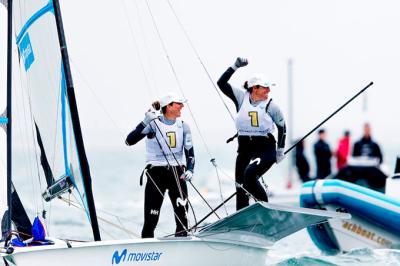 Oro, Plata y 6º para España en Australia. Echegoyen/Barceló conquistan el cetro mundial en 49er FX Oro, Plata y 6º para España en Australia. Echegoyen/Barceló conquistan el cetro mundial en 49er FX