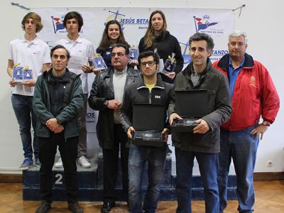 Pablo Cabello y Javier Lago se coronaron campeones de Galicia de Vaurien tres años después de su último título Pablo Cabello y Javier Lago se coronaron campeones de Galicia de Vaurien tres años después de su último título