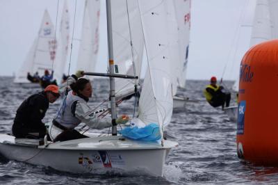 Pacheco y Betanzos lucharán mañana por el título de campeonas mundiales juveniles de 470 Pacheco y Betanzos lucharán mañana por el título de campeonas mundiales juveniles de 470