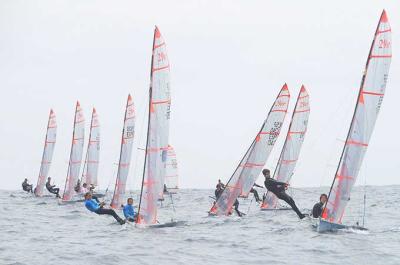 Pep Costa y Santiago Alegre lideran el Cpto de ESpaña de 29er en Las Palmas de Gran Canaria Pep Costa y Santiago Alegre lideran el Cpto de ESpaña de 29er en Las Palmas de Gran Canaria