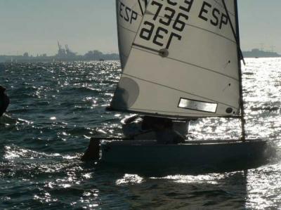 Pepe Fernández Palacios (CN Sevilla) vence en el Campeonato provincial de Optimist Sevilla-Cádiz celebrado este fin de semana Pepe Fernández Palacios (CN Sevilla) vence en el Campeonato provincial de Optimist Sevilla-Cádiz celebrado este fin de semana