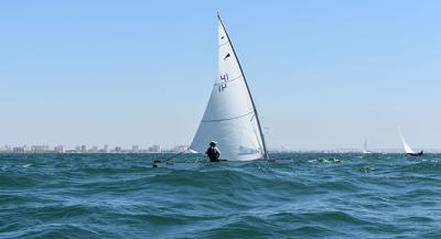Pere Crespo roza el título de campeón de España de Patín a Vela en Cádiz Pere Crespo roza el título de campeón de España de Patín a Vela en Cádiz