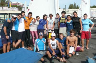 Pilar Caba, Maria Cantero y Antonio Martínez, ganan en optimist el trofeo Vomodoro 2009 del RCN de Gran Canaria Pilar Caba, Maria Cantero y Antonio Martínez, ganan en optimist el trofeo Vomodoro 2009 del RCN de Gran Canaria