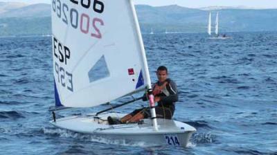 Primera jornada del Campeonato del Mundo Juvenil Isaf que están disputando en Chipre 