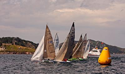 Rafa Andarias, líder provisional del Campeonato Vitaldent de Vela Adaptada Clase 2.4mR