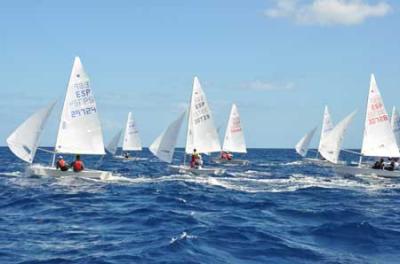 Rafael del Castillo y Felipe Llinares ganan el Campeonato de Canarias de Snipe