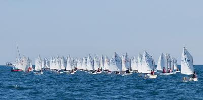 Ramón de la Serna y Marta Ferrando se adjudican el Autonómico de Optimist B de la FVCV en Campoamor Ramón de la Serna y Marta Ferrando se adjudican el Autonómico de Optimist B de la FVCV en Campoamor