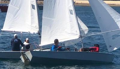 Regata fin de año de la clase snipe del  Real Club Náutico de Gran Canaria con victoria de Rafa y Ana del Castillo Díaz.