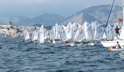 Reyes y Codoñer ganan el Trofeo Clase Optimist Dictum Abogados de Altea