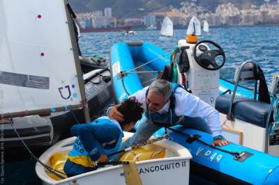 Samuel Beneyto, campeón de España de Optimist. Alba Trigo (RCN Sansenxo) campeona en femenina sub 16 Samuel Beneyto, campeón de España de Optimist. Alba Trigo (RCN Sansenxo) campeona en femenina sub 16