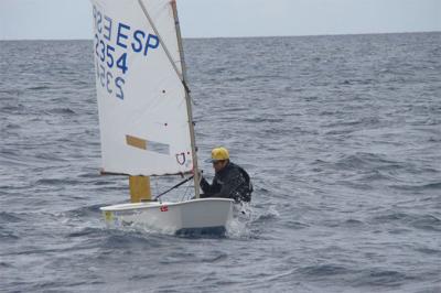 Samuel Beneyto venció en Lanzarote, en la competición organizada por DinghyCoach 