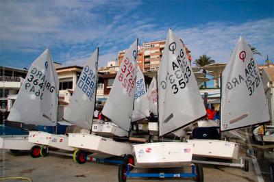Se pone en marcha el 'Ciudad de Torrevieja' con 390 Optimist Se pone en marcha el 'Ciudad de Torrevieja' con 390 Optimist