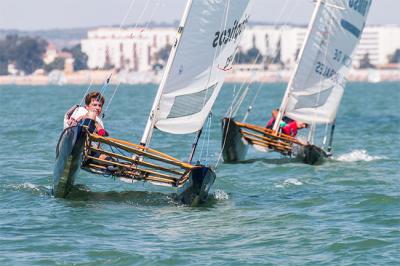 Sin tregua en el comienzo de la 20ª Liga de Patín a Vela