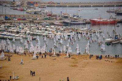 Sin viento en Palamós y adelanto de la jornada final Sin viento en Palamós y adelanto de la jornada final