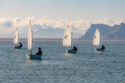 Sotogrande acoge este fin de semana el provincial de Optimist con más de 70 embarcaciones. Sotogrande acoge este fin de semana el provincial de Optimist con más de 70 embarcaciones.