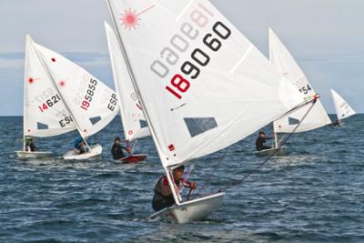 VIII Trofeo de la Hispanidad de vela ligera VIII Trofeo de la Hispanidad de vela ligera