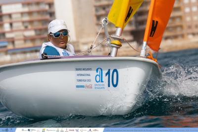 Violeta del Reino y Jordi Cargol se hacen con el I Trofeo Vela Inclusiva Internacional Diputación de Alicante Violeta del Reino y Jordi Cargol se hacen con el I Trofeo Vela Inclusiva Internacional Diputación de Alicante