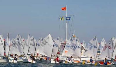 Éxito total en el Trofeo Fira i festes de Gandía de Vela infantil Éxito total en el Trofeo Fira i festes de Gandía de Vela infantil