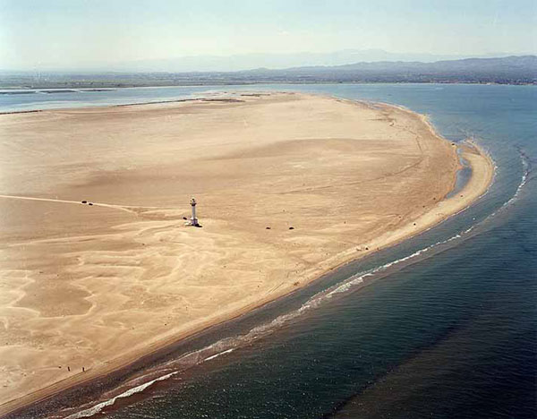 Cabo y Faro del Fangar
