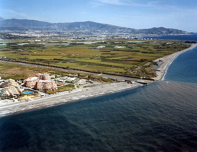 Playas de La Guardia y La Charca (Salobreña)