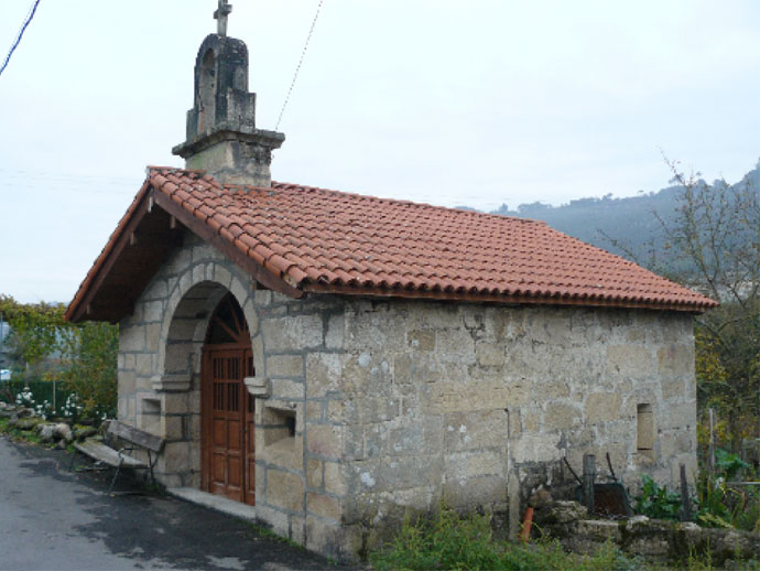 Capilla de San Roque en Punxín Capilla de San Roque en Punxín