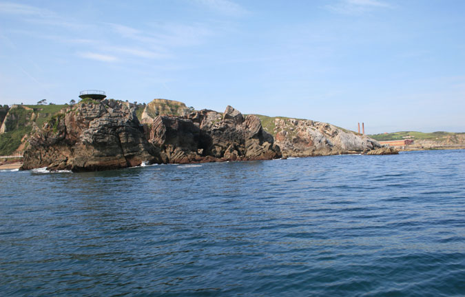 La Peñona de Salinas y Punta del Pical y de Arnao La Peñona de Salinas y Punta del Pical y de Arnao