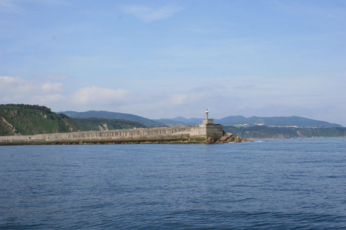 Ría de Pravia y Barra de la ría. Ría de Pravia y Barra de la ría.