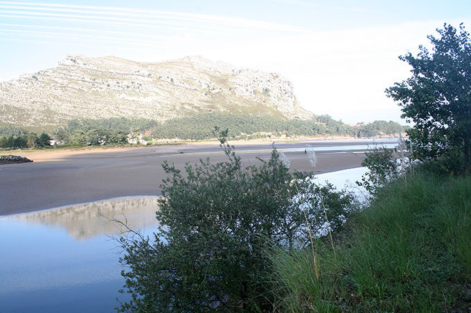La ría de Oriñón o de Guriezo La ría de Oriñón o de Guriezo