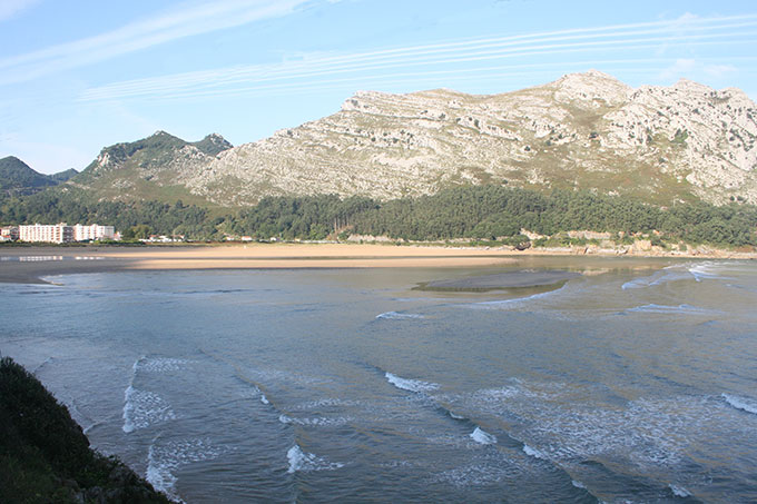 Playa de Oriñón Playa de Oriñón