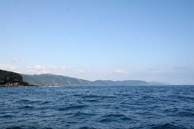 La costa hacia la Ría de Pasaia La costa hacia la Ría de Pasaia